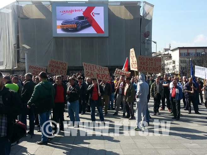 Бањалука: Протест жељезничара 