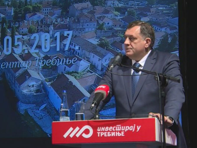 Predsjednik Srpske na konferenciji u Trebinju (Foto: RTRS)