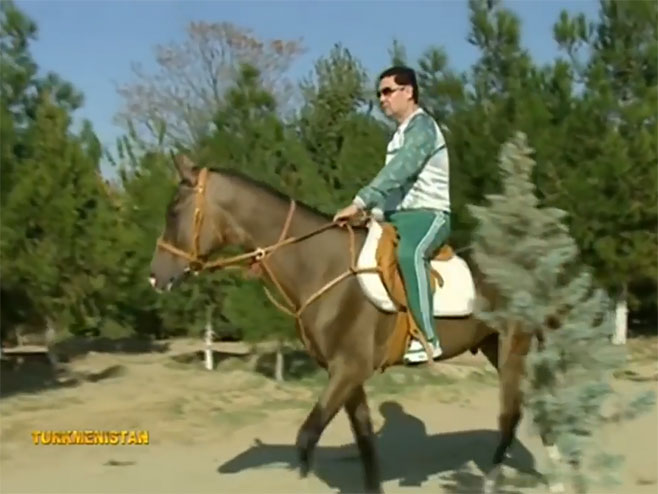 Туркменистански предсједник на коњу - Фото: Screenshot/YouTube