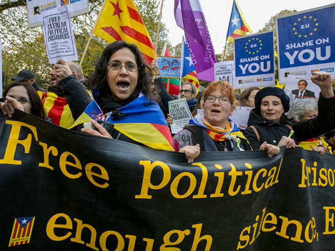 Брисел: Подршка Каталонији - демоснтрације - Фото: AP