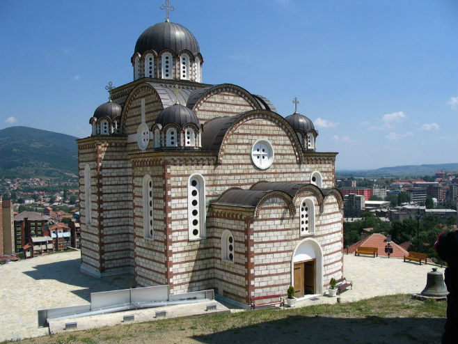 Храм Светог Димитрија у Косовској Митровици (Фото: mapio.net) - 