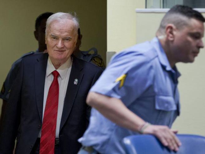 General Ratko Mladić u Sudnici (Foto: Tanjug)