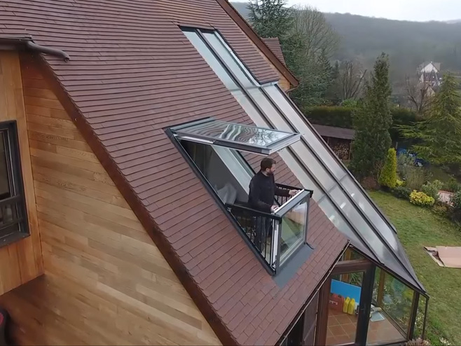 Данска компанија направила прозор који се у два потеза претвара у балкон - Фото: klix.ba