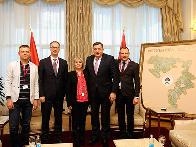 Dodik sa predstavnicima partija iz Makedonije i Hrvatske (foto:predsjednikrs.net) 