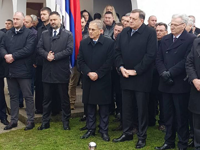 Dodik u Sijekovcu (Foto: RTRS)