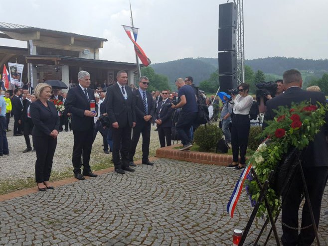Драган Човић присуствовао комеморацији поводом 73 године од "блајбуршке трагедије" - Фото: СРНА