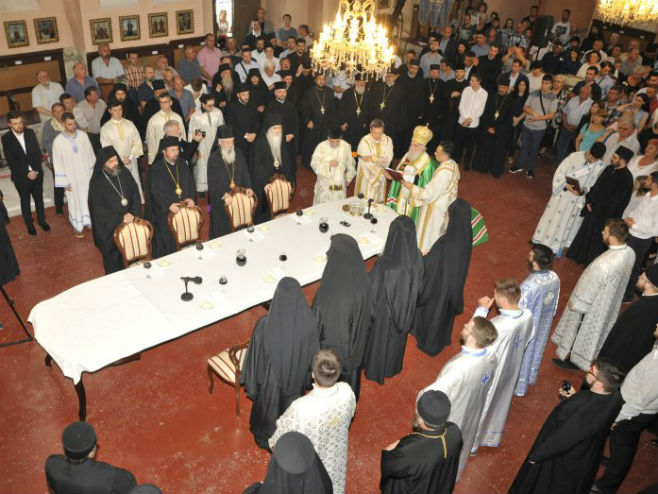 Устоличење епископа Херувима (Фото: Епархија осјечкопољска и барањска) 