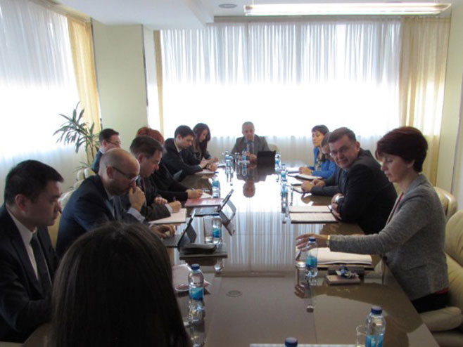 У Министарству финансија одржан састанак са делегацијом ММФ-а (фото:vladars.net) - 