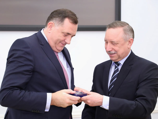 Dodik i Beglov (Foto:www.gov.spb.ru) 