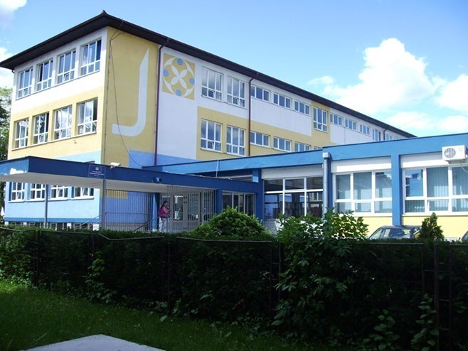Школа Иво Андрић (фото:osivoandric.org) - 