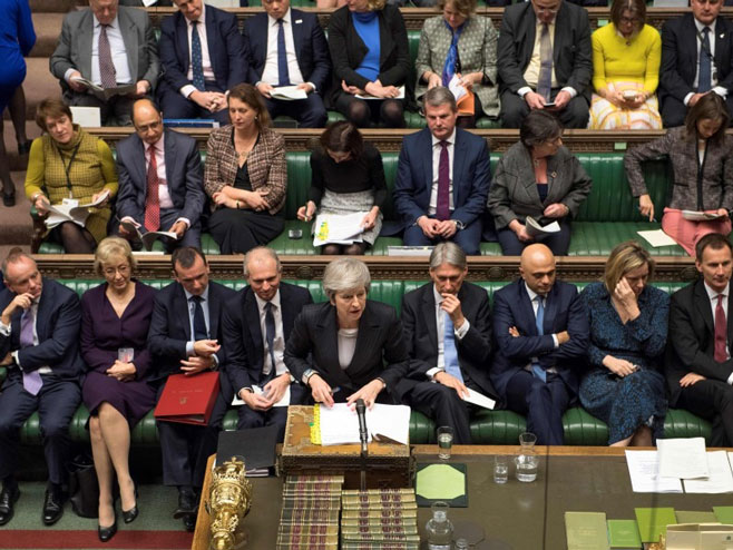 Тереза Меј у британском Парламенту - Фото: AFP