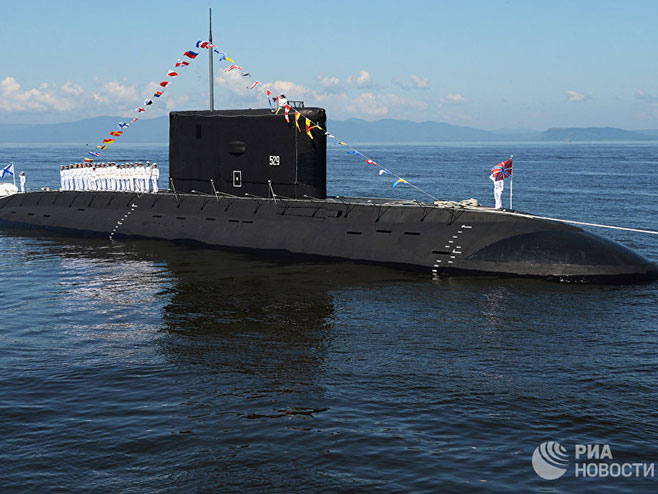 Руска подморница (Фото: vpk.name) - 