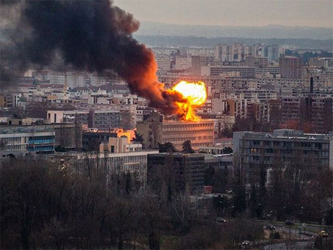 Експлозија гаса у Лиону (фото:instagram.com) - 
