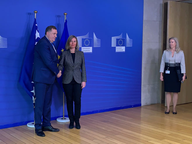 Milorad Dodik i Federika Mogerini (Foto: RTRS)