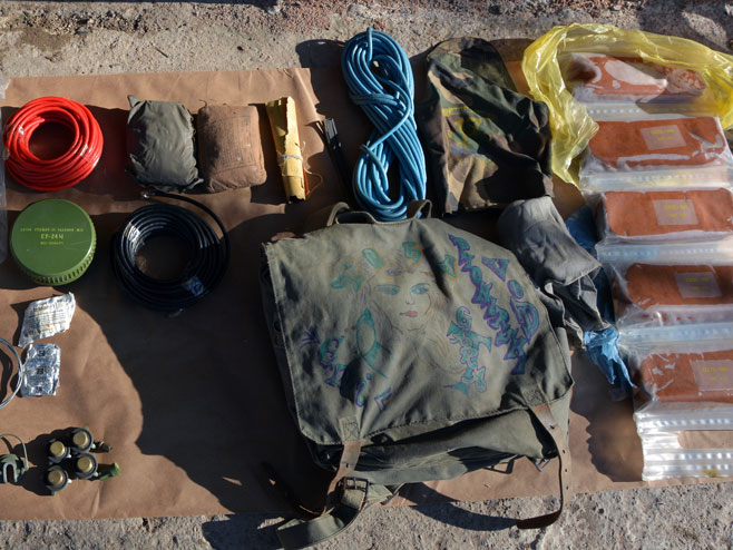Запљењени експлозив и пратећа опрема, Доња Љјубија - Фото: СРНА