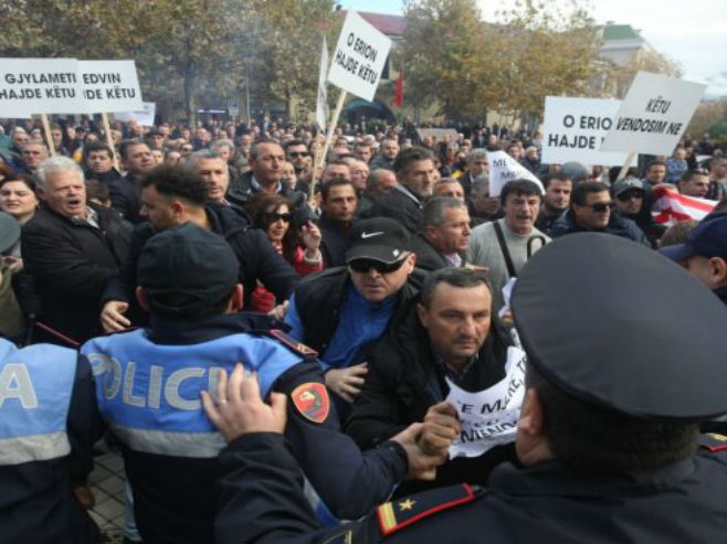 Протести у Тирани - Фото: Getty Images