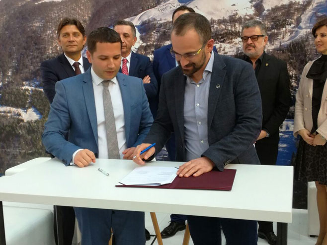 Sporazum OC Јahorina i Skijališta Crne Gore (Foto: RTRS)