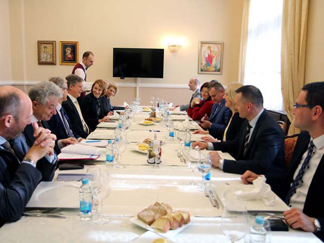Sastanak u Palati Srpske (Foto: RTRS)