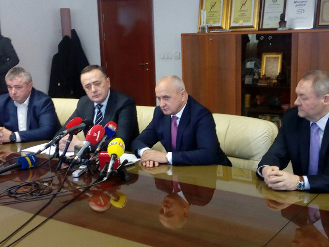 Потписивање уговора између Србијагаса и Гас промета (Фото: СРНА)