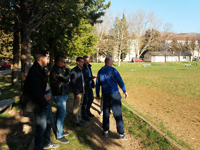 Anđušić: Unaprijediti uslove rada Omladinske škole FK Leotar (Foto: RTRS)