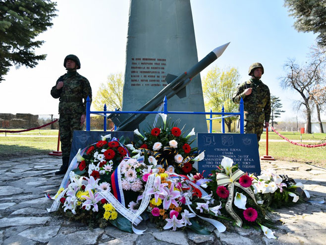 Комеморативни скуп поводом 20 година од НАТО бомбардовања, касарна "Југовићево" - Фото: СРНА