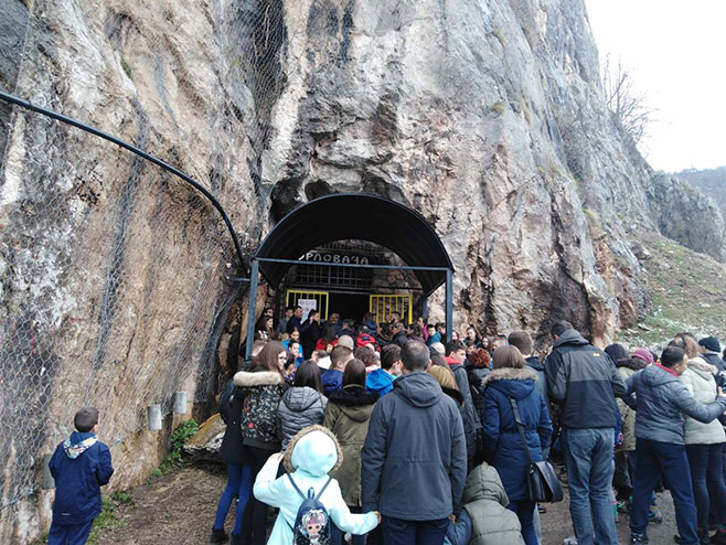 Отворена сезона за туристе у пећини Орловача код Пала - Фото: РТРС