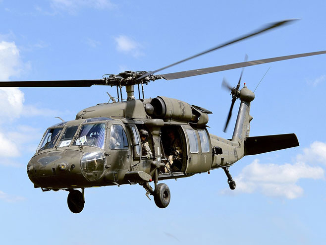 Хеликоптер "блек хок" (Фото: Gertrud Zach, U.S. Army) - 