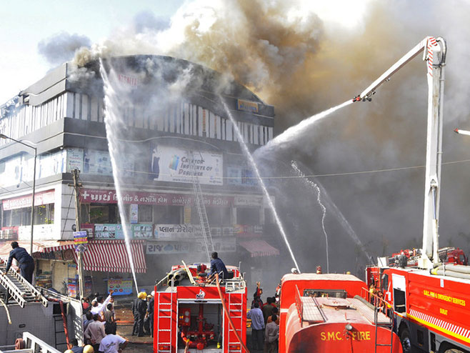Индија пожар - Фото: AFP