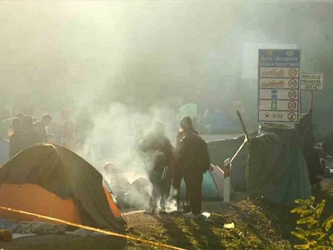 Мигранти (фото: Синиша Пашалић / РАС Србија) - 