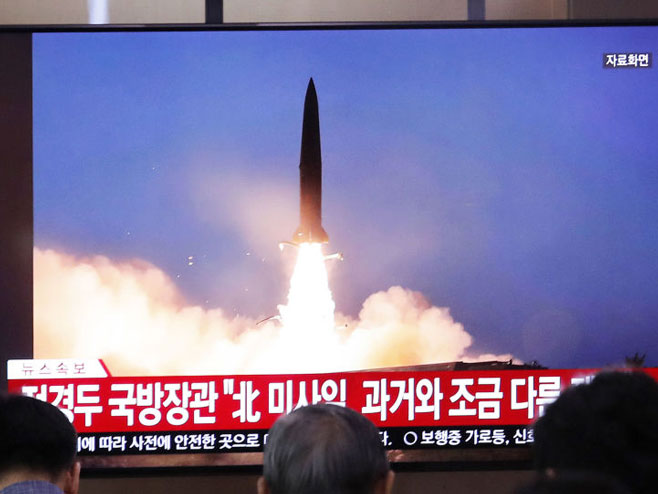 Тестирање ракета, архив (фото: AP Photo / Ahn Young-joon) - 