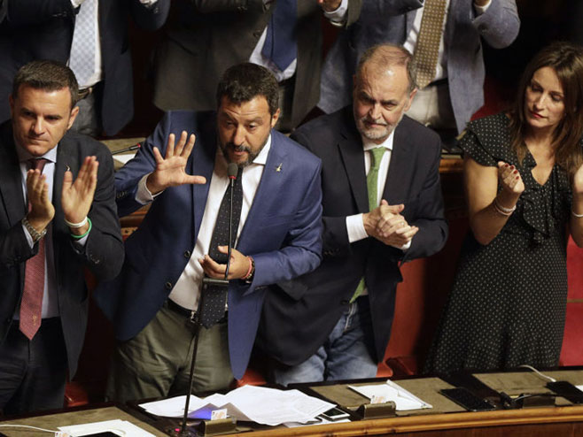 Гласање о неповјерењу италијанској влади 20. августа (фото:AP/ Alberto Pellaschiar) - 