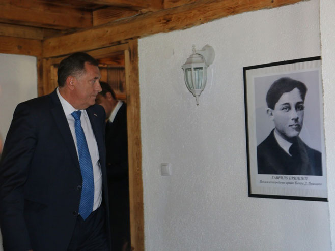 Milorad Dodik u kuća Gavrila Principa (Foto: RTRS)