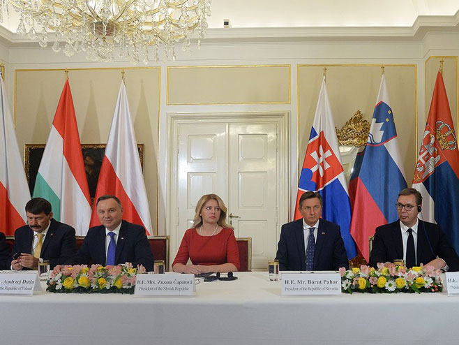 Вишеградска група је на Самиту у Прагу (Фото: Предсједништво/ Димитрије Гол) - 