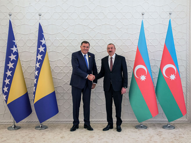 Dodik sa predsjednikom Azerbejdžana (Foto: SRNA)