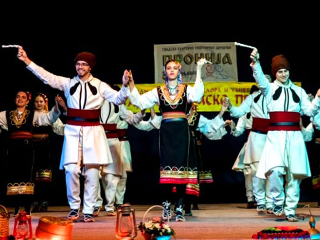 Међународни фестивал фолклора и умјетности "Мотајичко зимско прело", Прњавор - Фото: СРНА