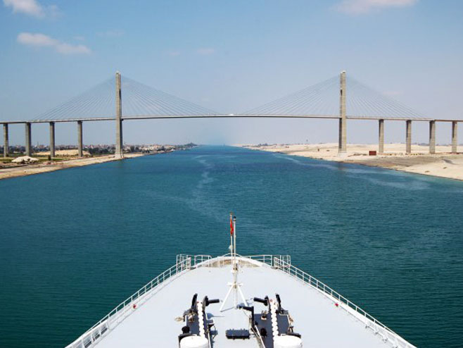 Суецки канал (фото: Depositphotos/mirceadobre78) - 