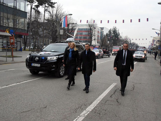 Željka Cvijanović i Dragan Lukač (Foto: SRNA)