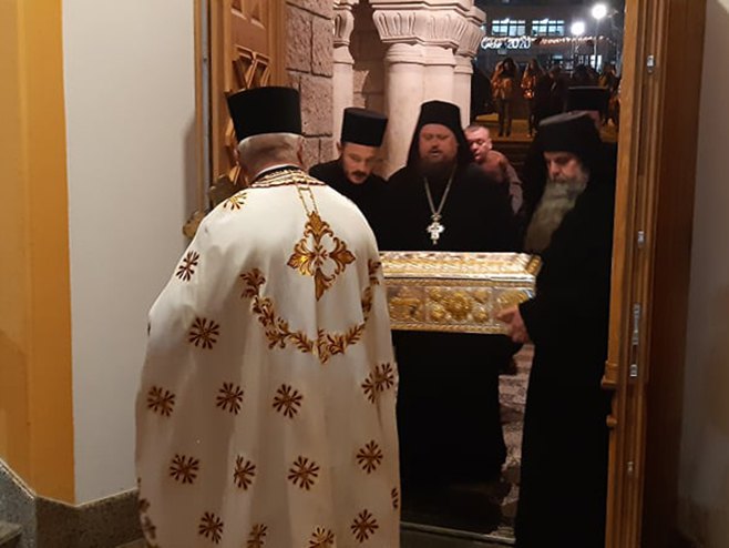 Мркоњић Град: Дочек моштију Мркоњић Град: Дочек моштију - Фото: СРНА