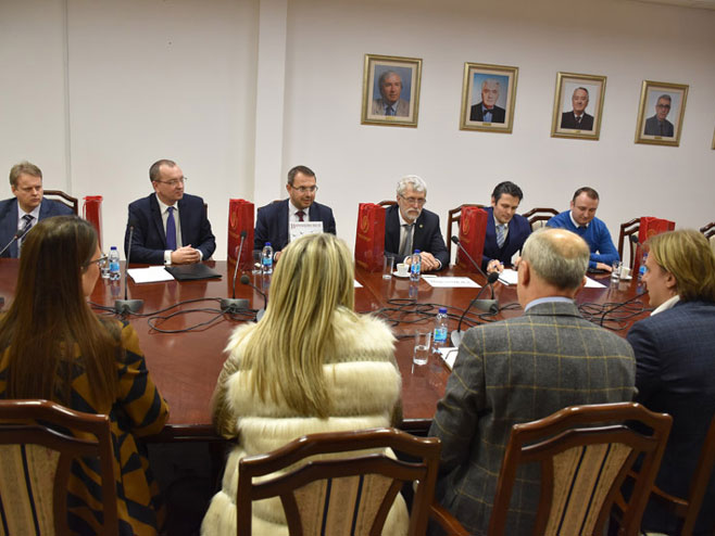 Универзитет Источно Сарајево посјетила висока руска делегација Универзитет Источно Сарајево посјетила висока руска делегација - Фото: СРНА