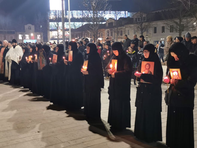 Moleban u Nikšiću (Foto: RTRS)