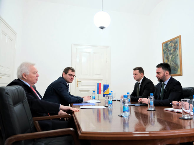 Сташа Кошарац и Петар Иванцов Сташа Кошарац и Петар Иванцов - Фото: СРНА