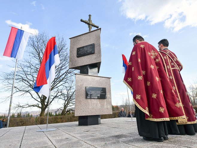 Спомен-костурница у бањалучком насељу Дракулић - Фото: СРНА