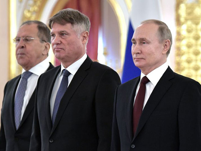 Lazanski, Putin i Lavrov (foto: Sputnik / Alekseй Nikolьskiй) 
