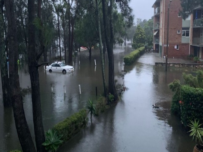 Поплаве у Аустралији (фото: 9News - Lucy Lowe) - 