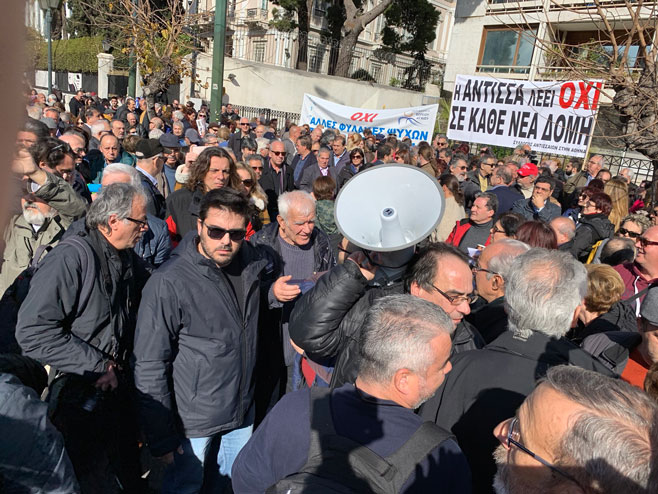 Протести, Грци на ногама (фото: twitter.com/dgatopoulos) - 