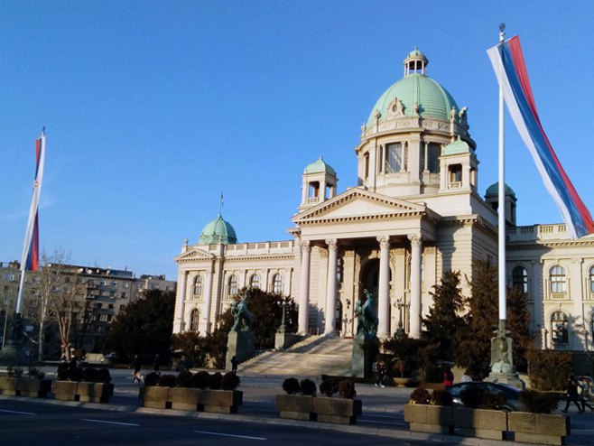 Beograd: Zastava Srbije i Srpske - Foto: SRNA