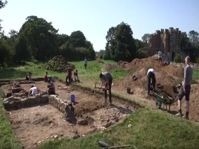Стара гробница у Енглеској - Фото: Screenshot/YouTube
