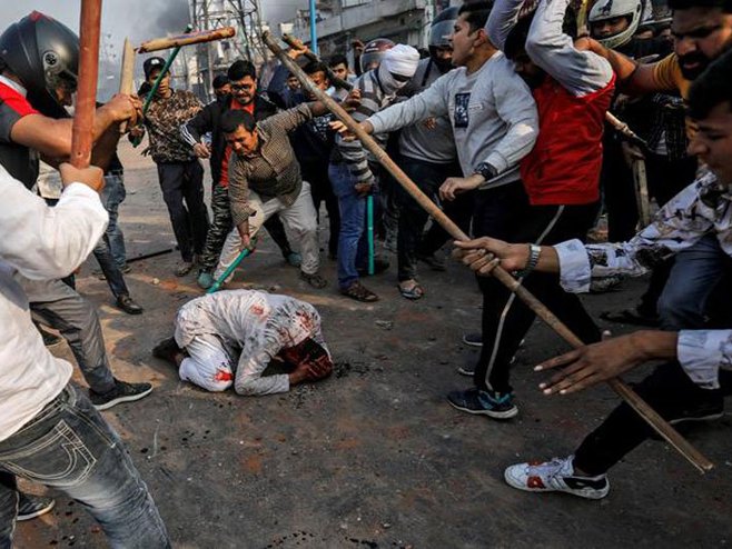 Протести и насиље у Индији (Фото: The Express Tribune) - Фото: Тwitter