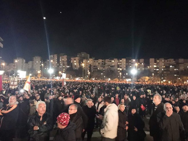 Подгорица-литија (@nikolazstankovi) Подгорица-литија (@nikolazstankovi) - Фото: Тwitter