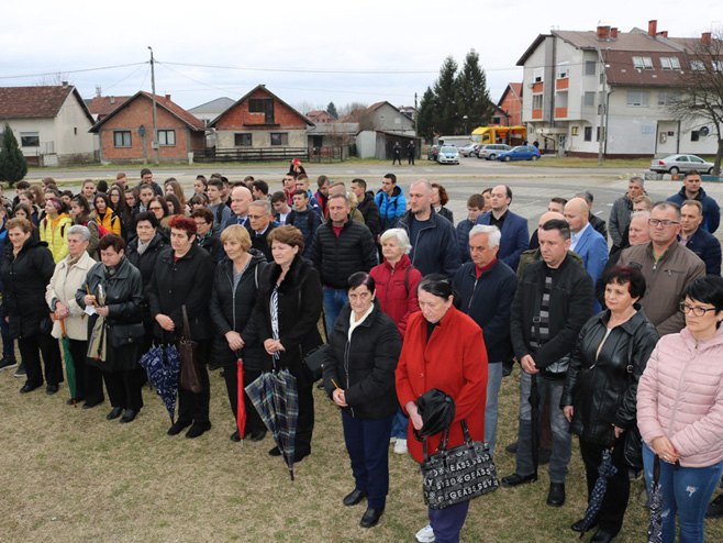 Brod - sjećanje (Foto: RTRS)